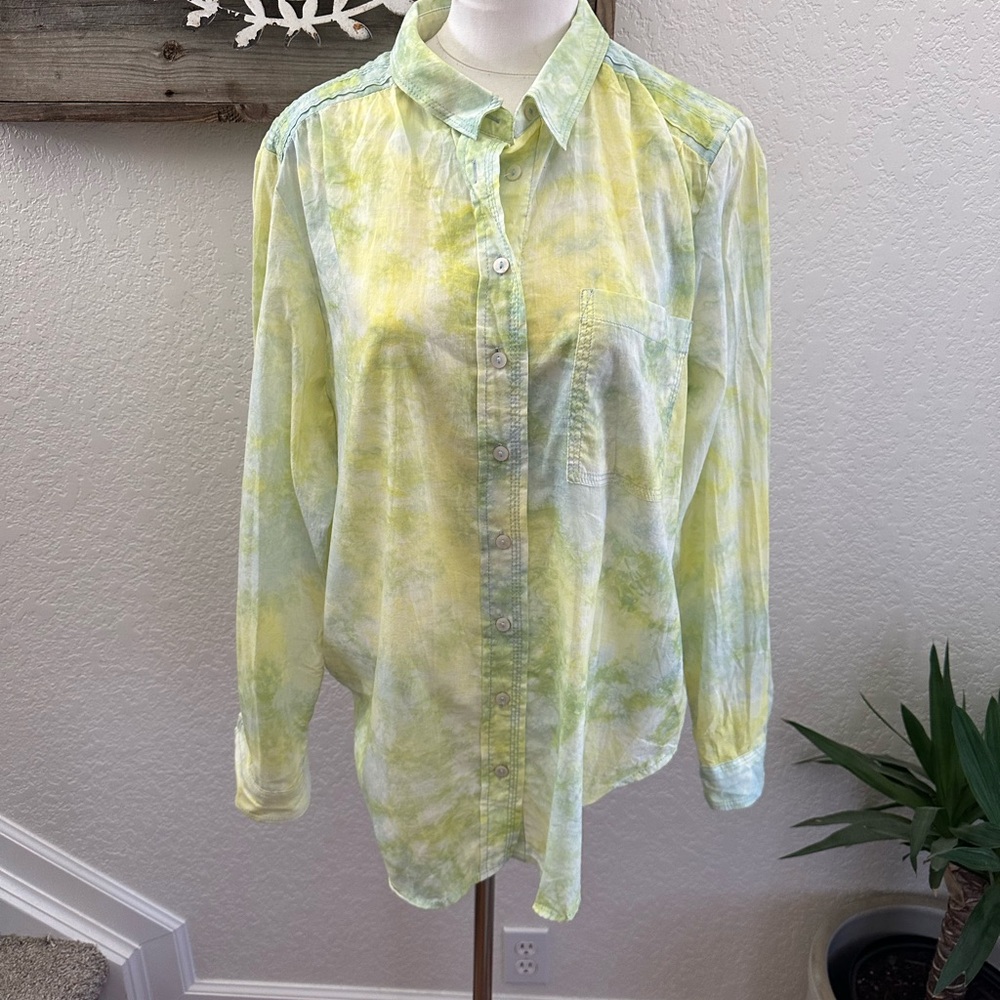 Anthropologie Pilcro Yellow Green Tie-Dye Button-Up Shirt ladies Large Cotton